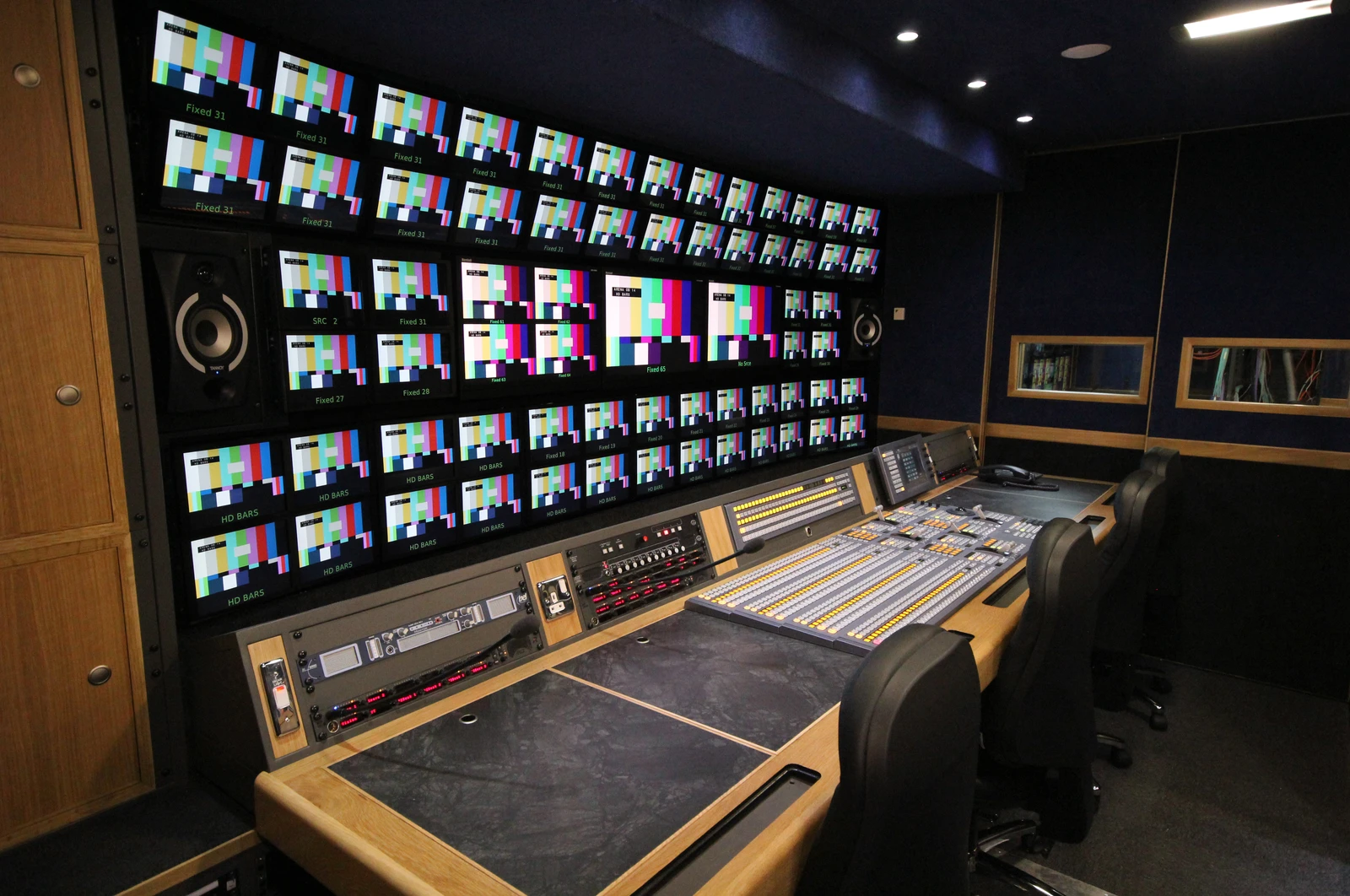 OB14 Production front desk full size